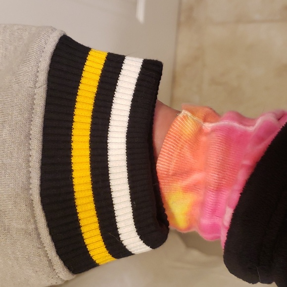 WOMEN'S LARGE NFL STEELERS LETTERMAN/VARSITY JACKET - Picture 4 of 16